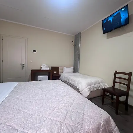 Hotel Bobi