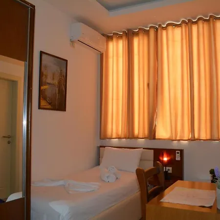 Hotel Bobi 3*