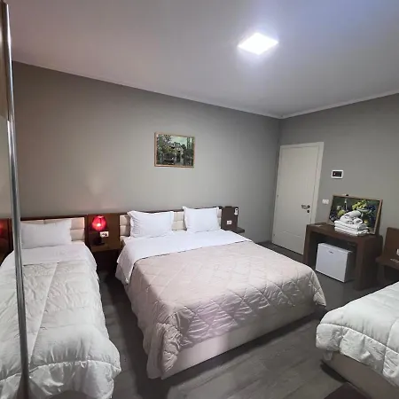 Hotel Bobi 3*