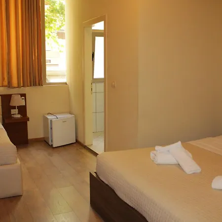 Bobi Hotell